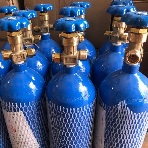 山东永安钢瓶40升国标碳钢瓶工业用无缝气瓶厂家直供 乙炔气体钢瓶高